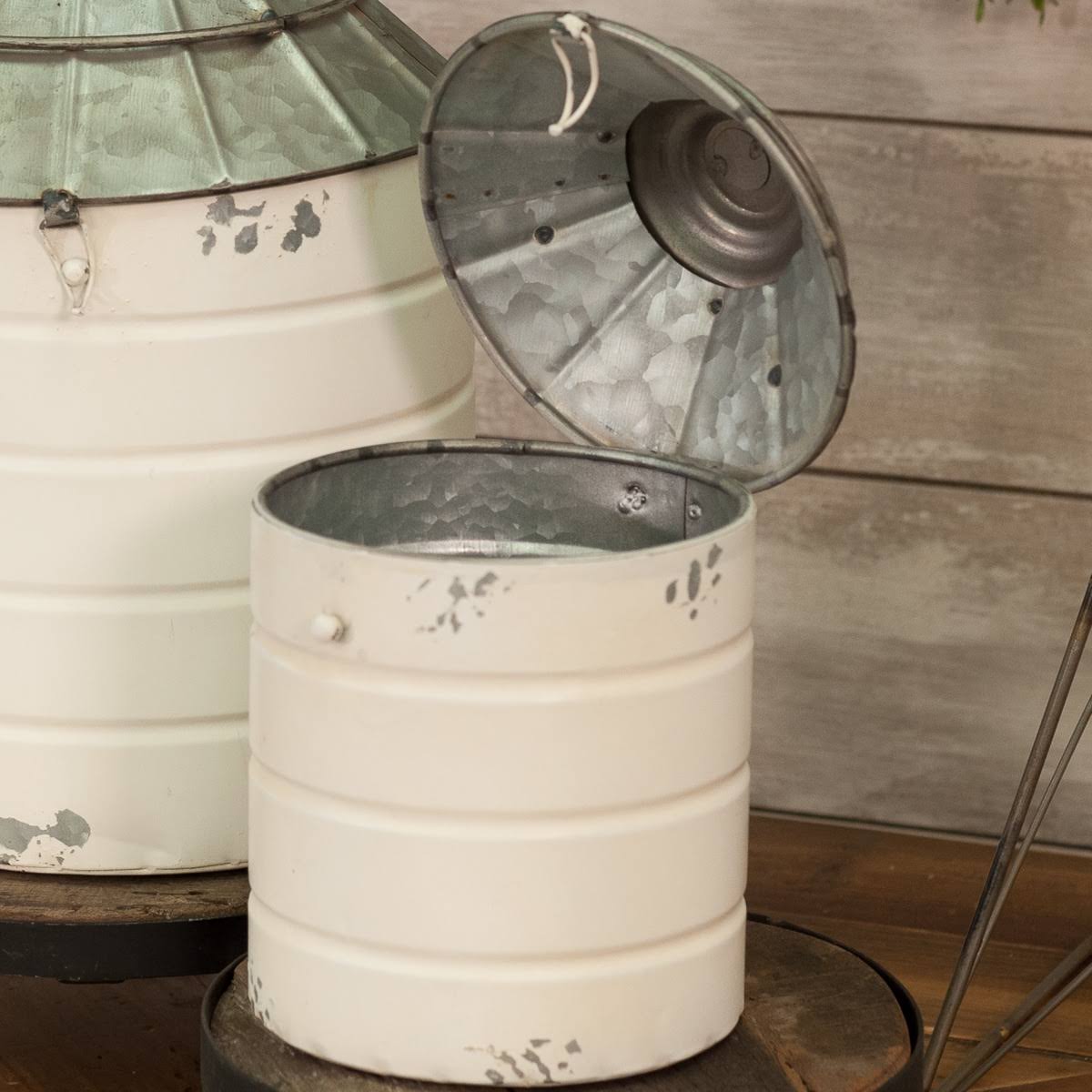 Tin Canister Set of 3 G247154