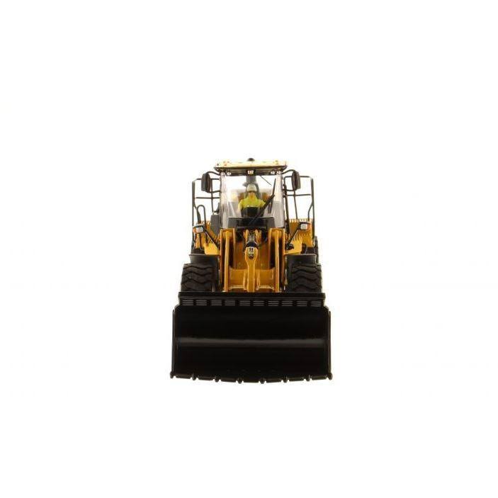 1/50 Caterpillar 972M Wheel Loader J8214