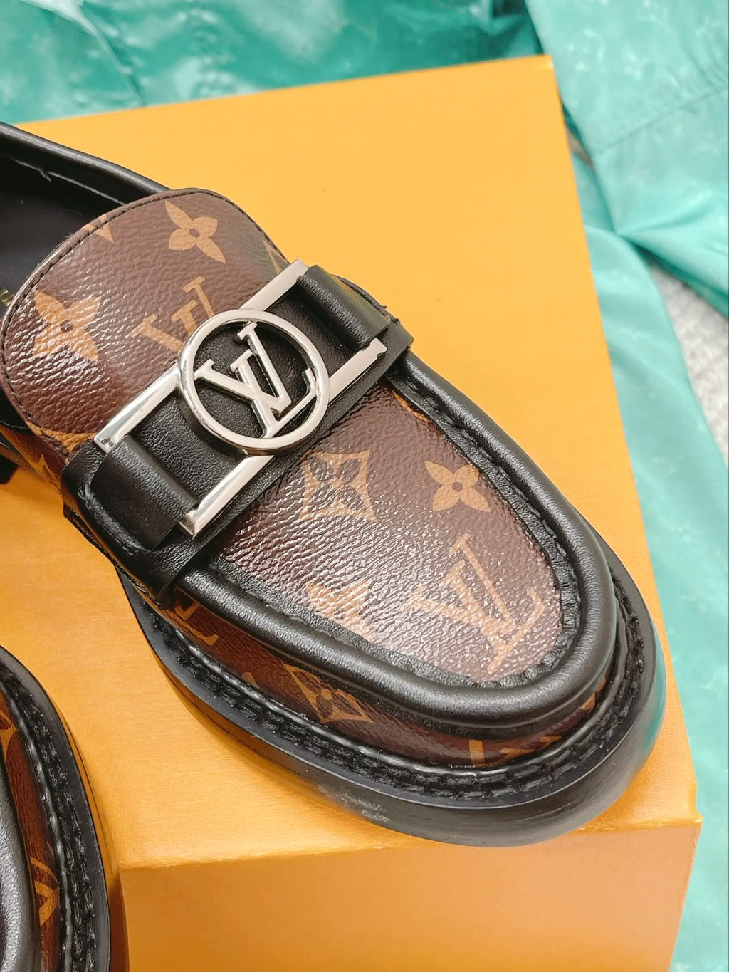 Brown Women's Loafer T424