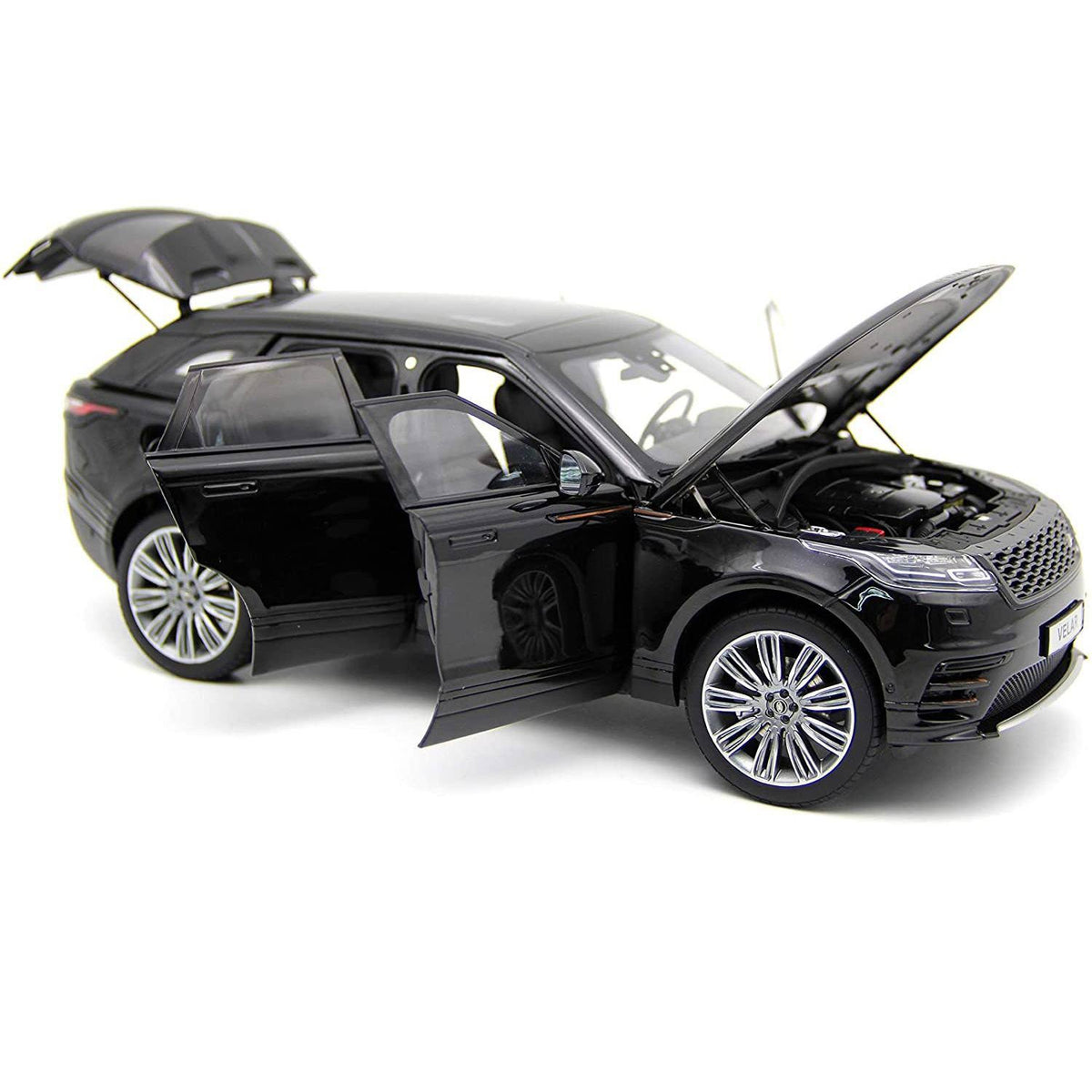 Black 1/18 Diecast Model Car E6696