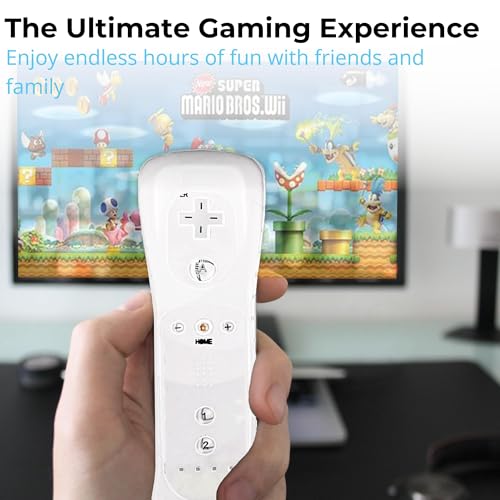 White Wii Console with 2 Remotes, 2 Nunchucks, Dual Dock Stand, Sensor Bar, AV Cable and 2 Gaming Sleeves O5848