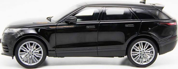 Black 1/18 Diecast Model Car E6696
