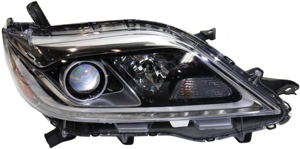 Toyota Sienna Passenger Side Halogen Headlight S869453