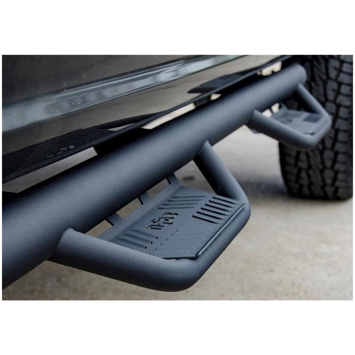 Textured Black Cab Length Podium Z774