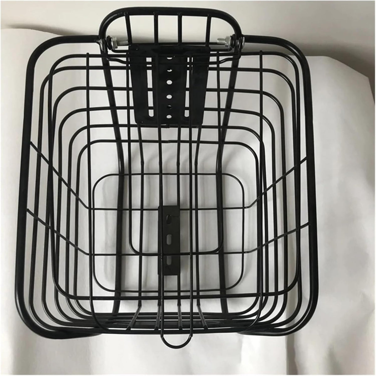 Large-Capacity Metal Bike Basket with Cover L7052
