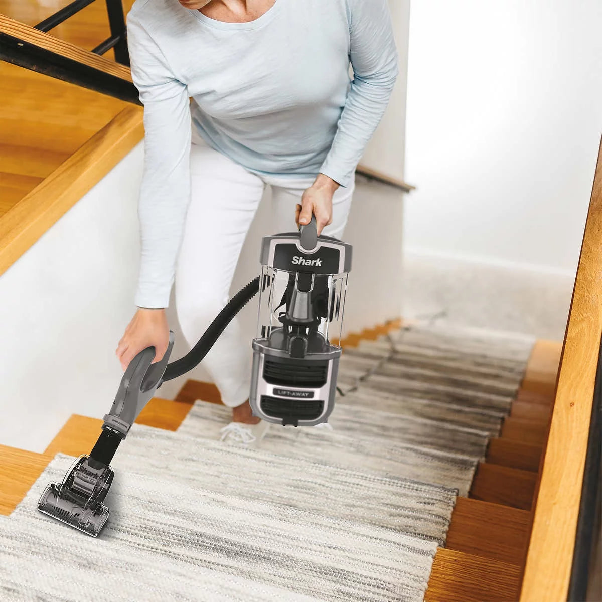 Upright Vacuum H377092