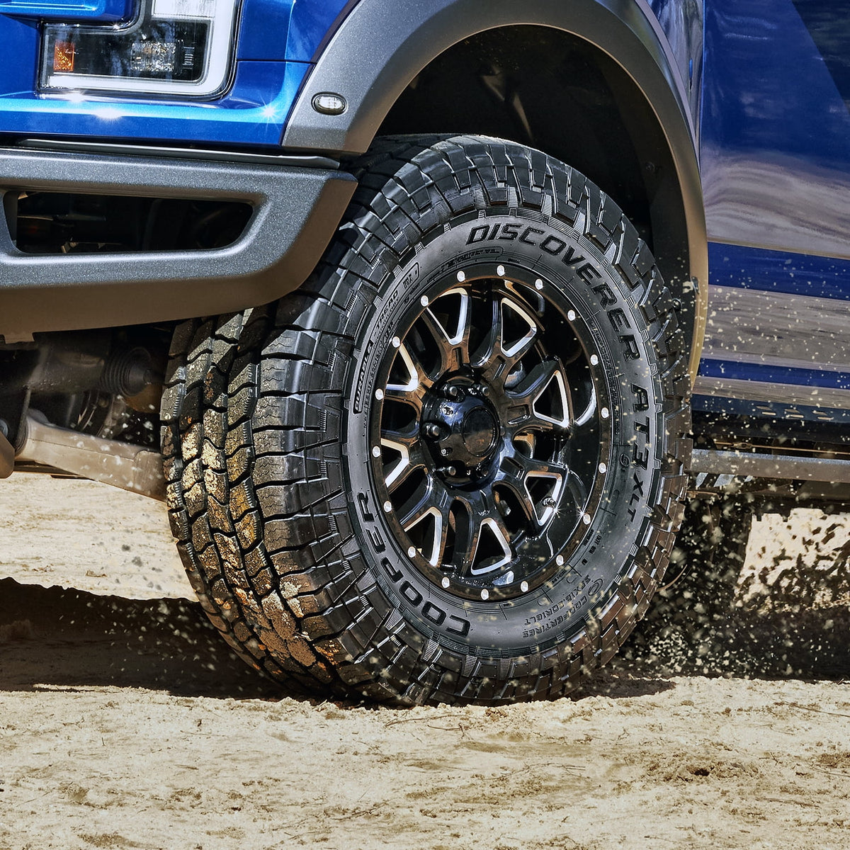 Set of 4 All Terrain Tires S675