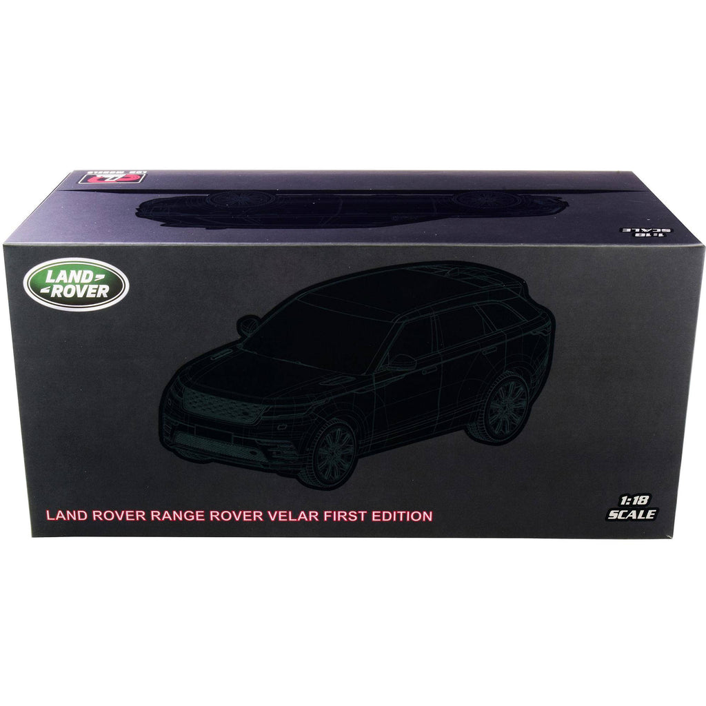 Black 1/18 Diecast Model Car E6696