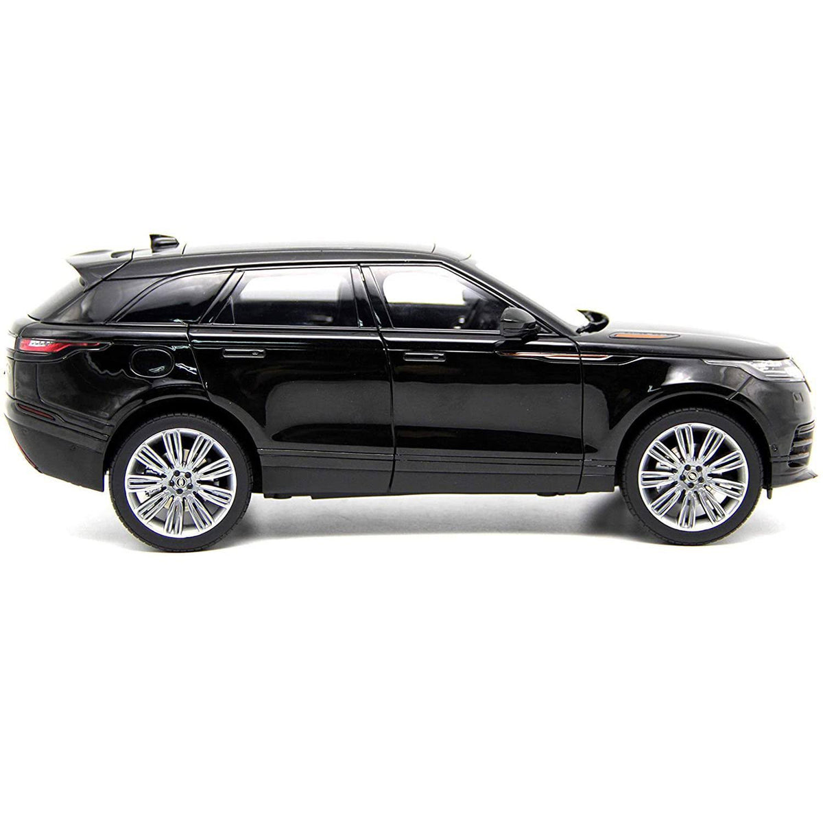 Black 1/18 Diecast Model Car E6696